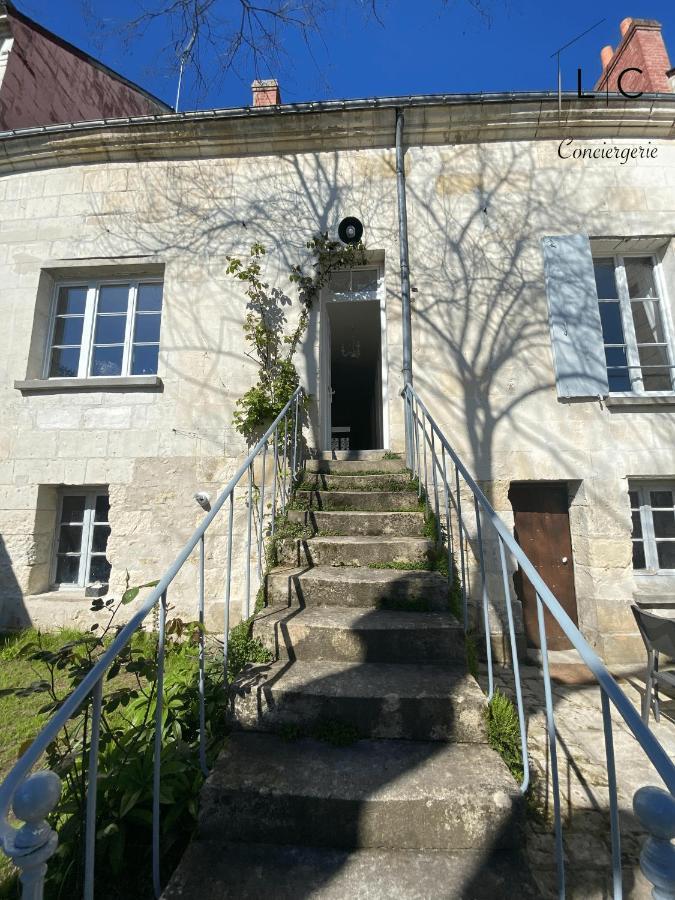 Gite Saint Joseph Loches Esterno foto