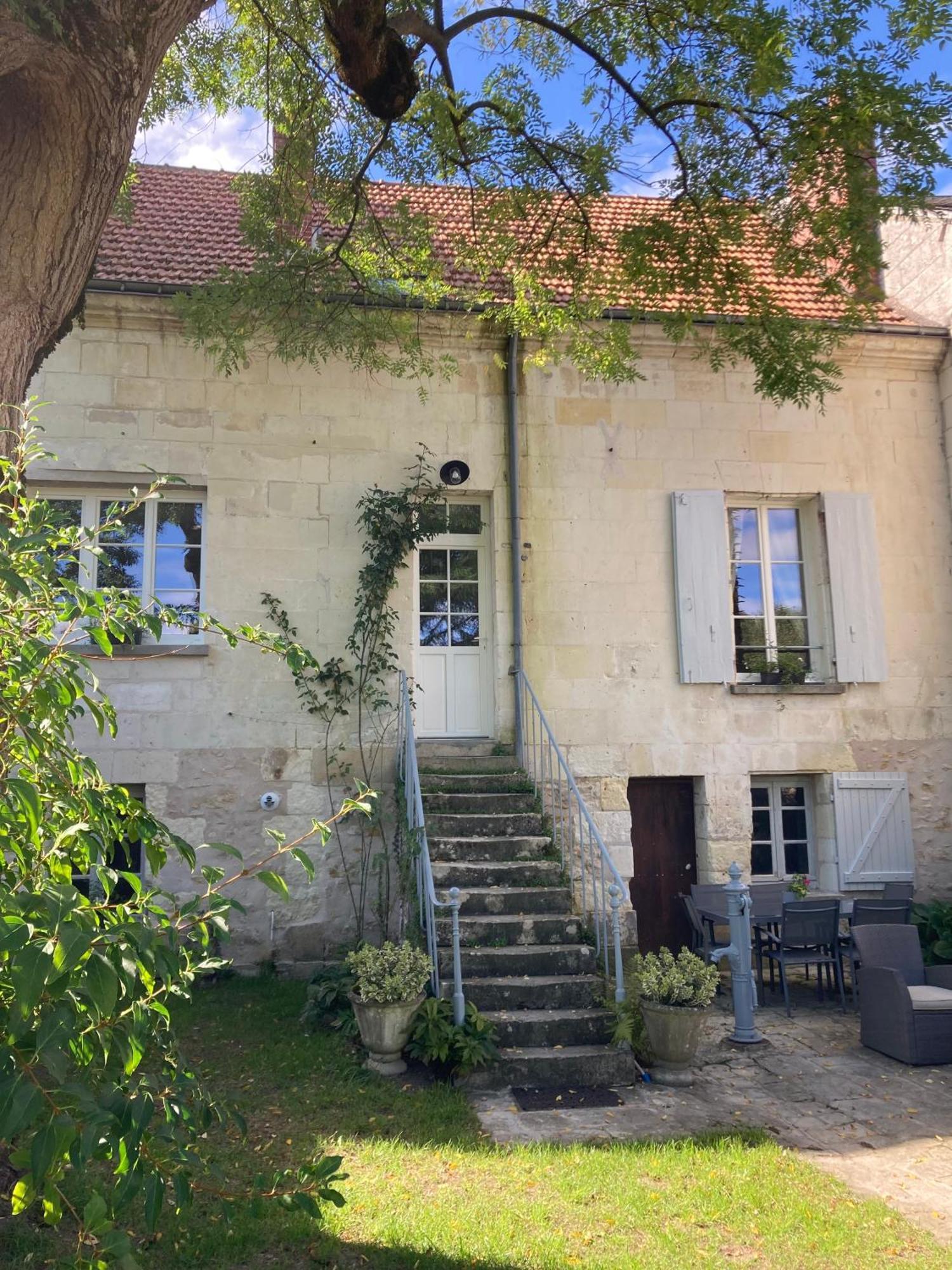 Gite Saint Joseph Loches Esterno foto